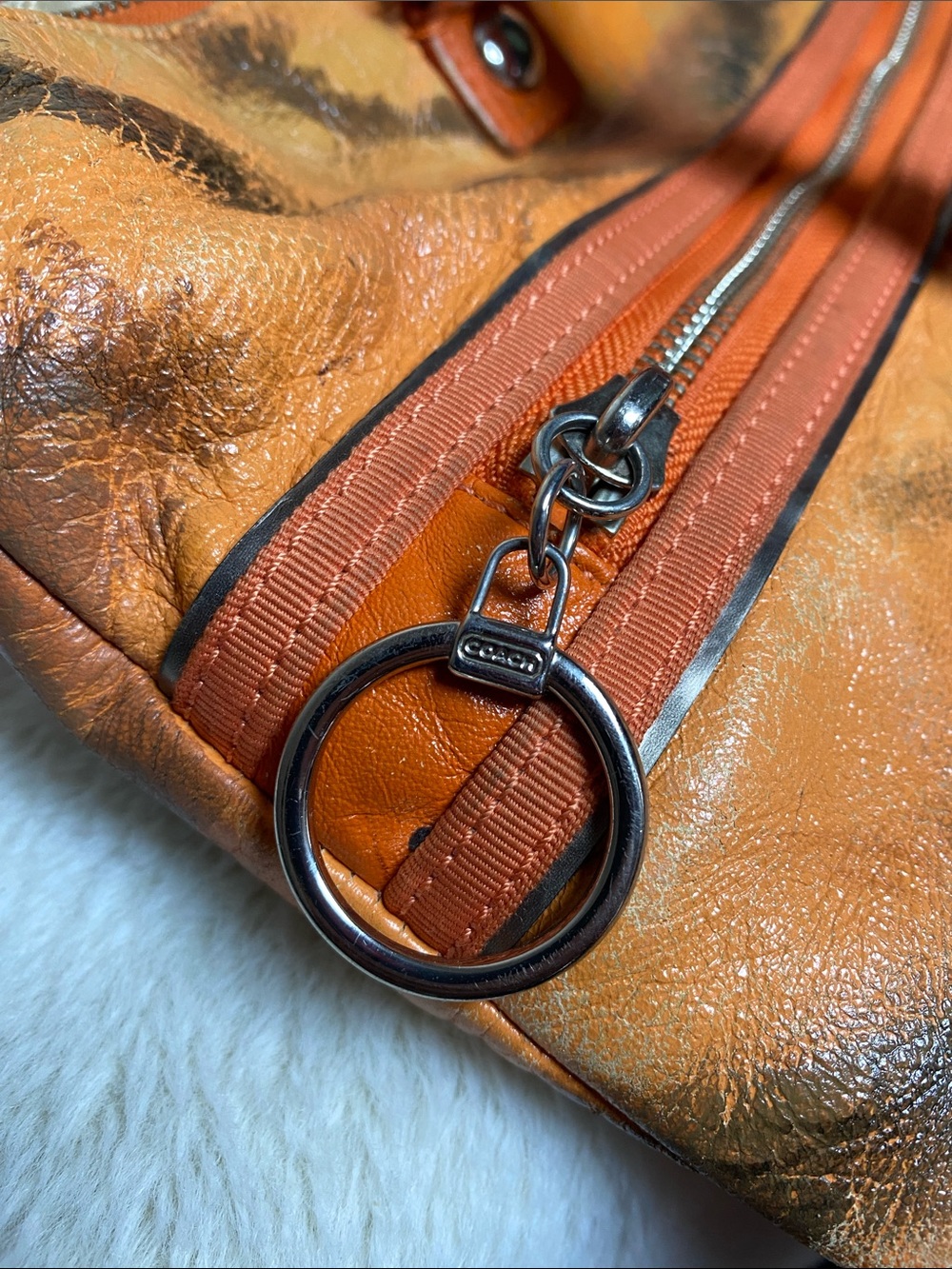 Hand Painted ‘Tiger Fur’ Full Leather Designer Bag Orange and Black - Picture 5 of 8